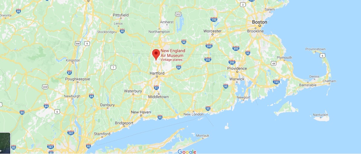 Where is New England Air Museum? When is New England Air Museum open?