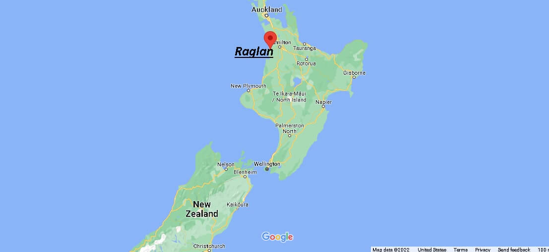 Where is Raglan New Zealand