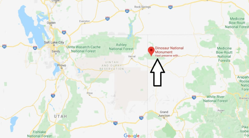 Where is Dinosaur National Monument? What city is the Dinosaur National Monument located?